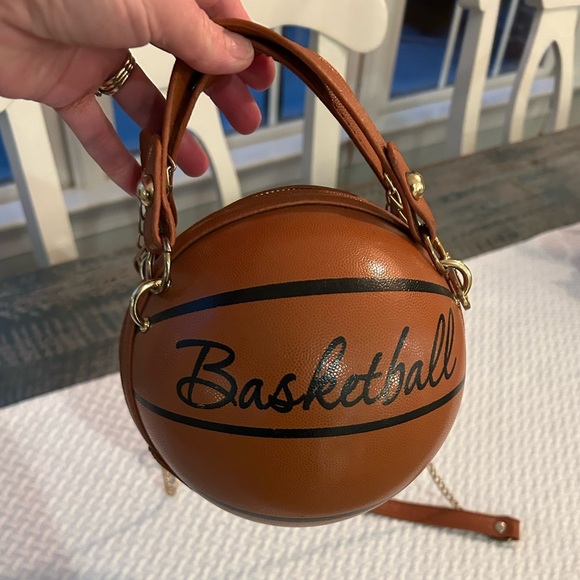 Basketball Purse Round 6” diameter, Clean Black Interior 3” drop two handles - Picture 5 of 6